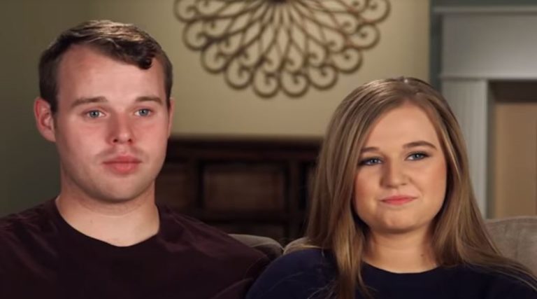 ‘Counting On’: Kendra’s Happy Pregnancy Announcement Sees Joseph Duggar Under Fire