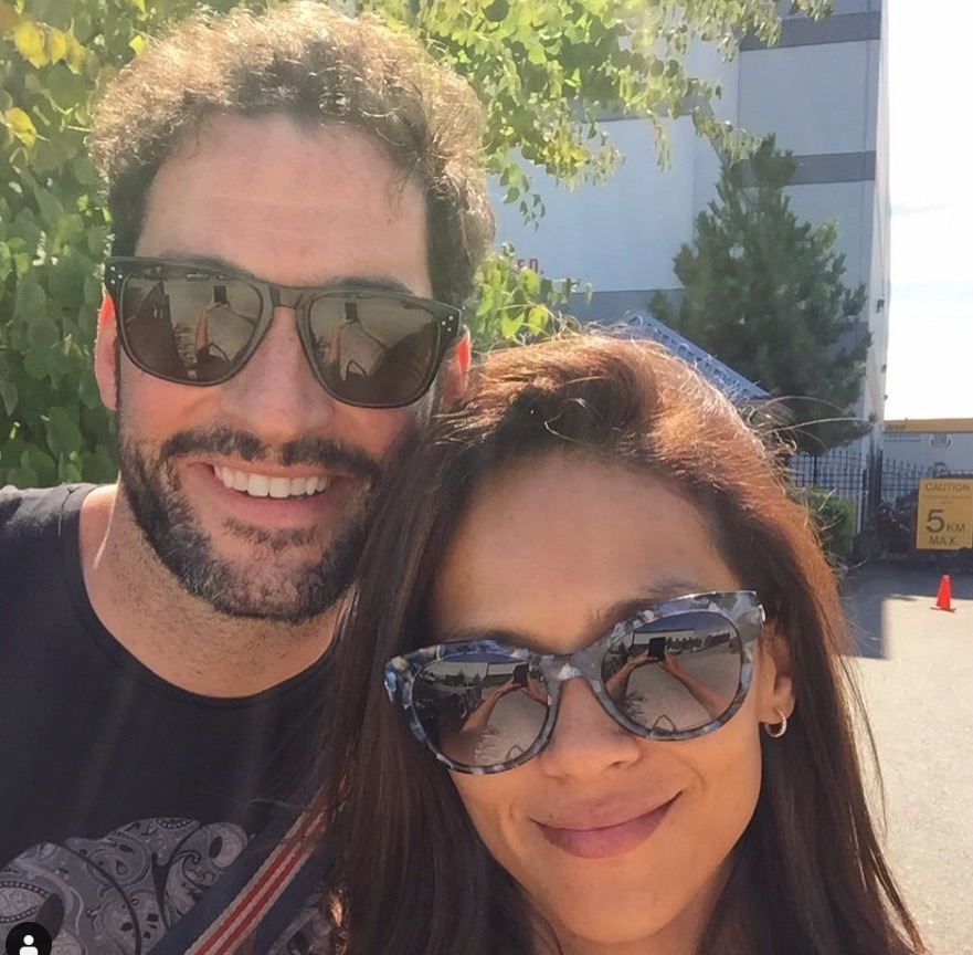 Tom Ellis, Lucifer Morningstar, Leslie-Ann Brandt, Mazikeen, Lucifer-https://www.instagram.com/p/BM69VgFD8Ty/