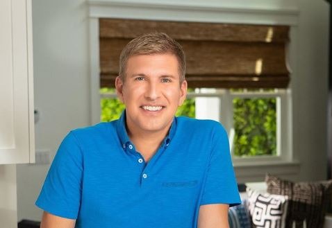 Todd Chrisley Takes A Bad Fall, Ends Up on Crutches And Relives The Drama