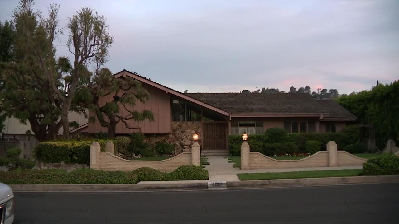 Brady House, YouTube