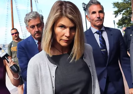 College Admissions Scandal Is Causing Lori Loughlin Extreme Anxiety