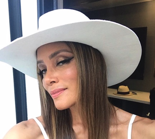 Michael Michele, Dominique Deveraux, Dynasty-https://www.instagram.com/p/B1uU5iGgxIA/