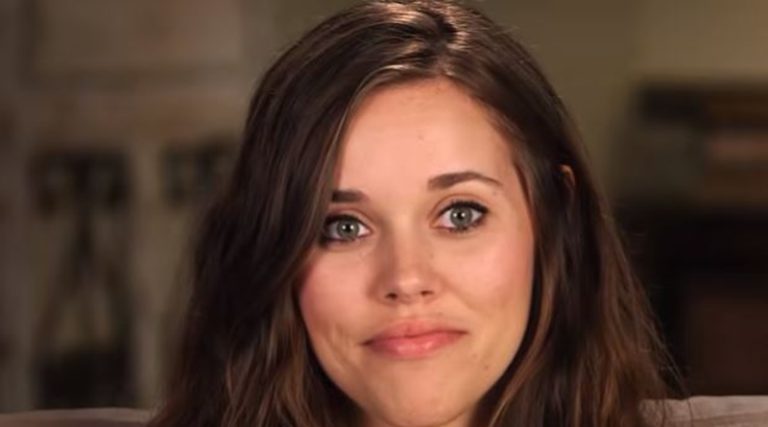 ‘Counting On’: Jessa Seewald Spends Her Birthday Packing Gifts For Operation Christmas Child