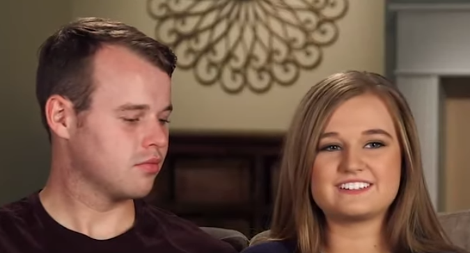 Kendra Duggar Used Castor Oil To Speed Up Her Labor Regardless Of Controversy
