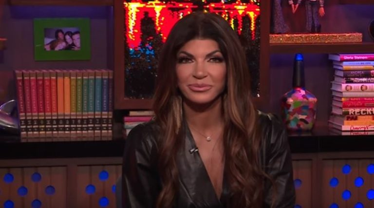 ‘RHONJ’: Teresa Giudice Reacts To Pictures of Joe With Hot Babes In Mexico