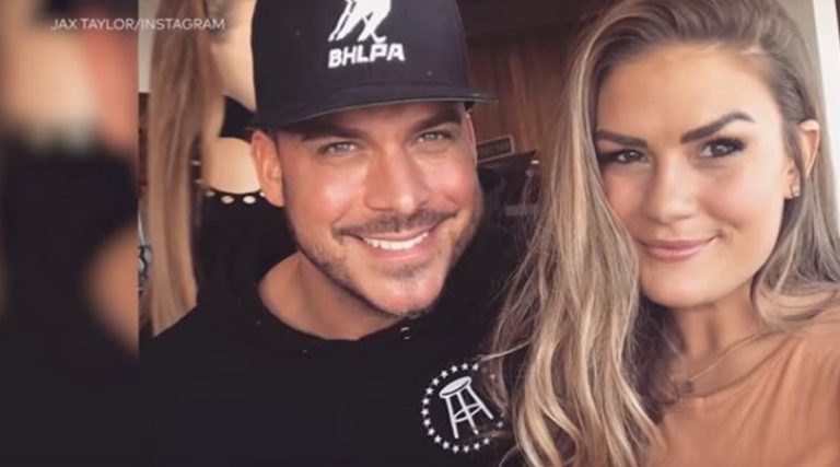 ‘VPR’: Jax Taylor Gets Generous But Fate Dishes Him An Uncomfortable Christmas Surprise