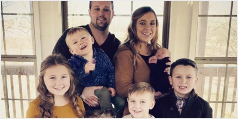 Anna Duggar Posts Adorable Picture Of Her Daughter But ‘Counting On’ Fans Are Concerned About Her Health
