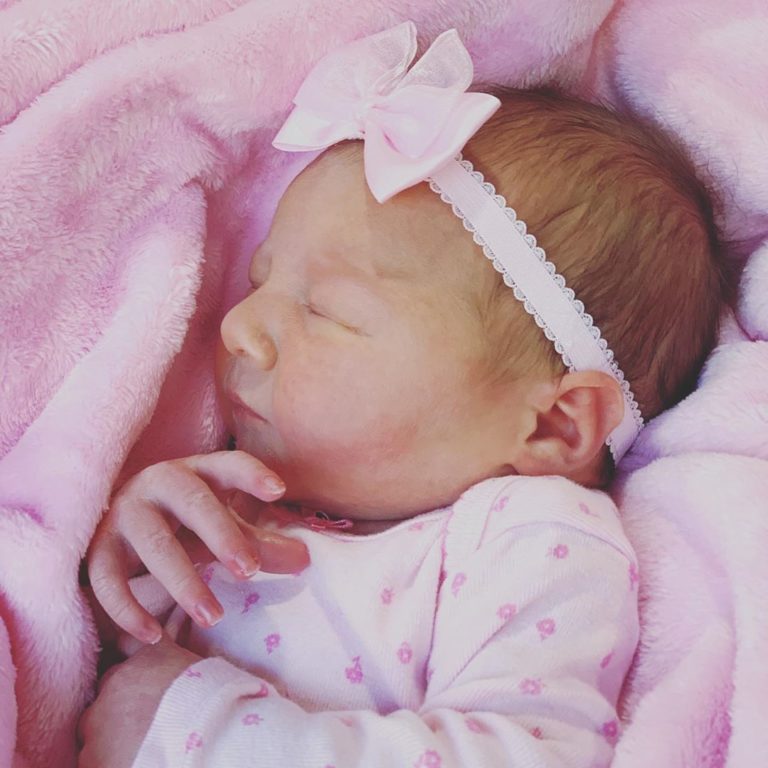 Joseph & Kendra Duggar Ignore Addison’s Safety With Massive Hair Bow