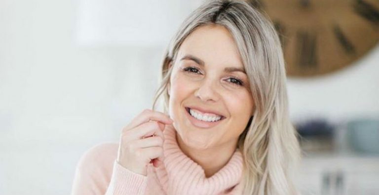 Ali Fedotowsky Reveals Medical Issue She’s Hid From Fans On Instagram