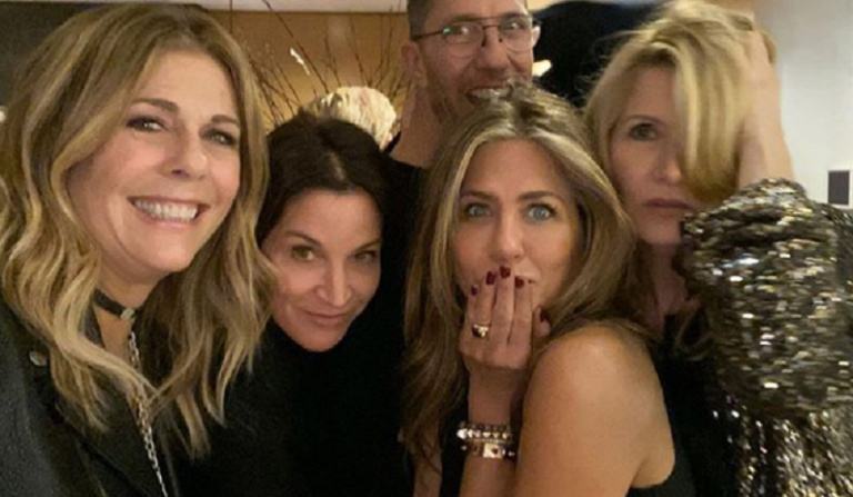Golden Globes 2020: Is Jennifer Aniston ‘Excited’ To See Brad Pitt Tonight?