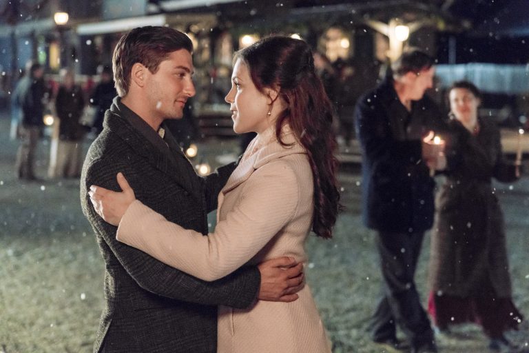 Daniel Lissing Wants To Star In Movie With Erin Krakow, Would Return to ‘WCTH’ For Cameo