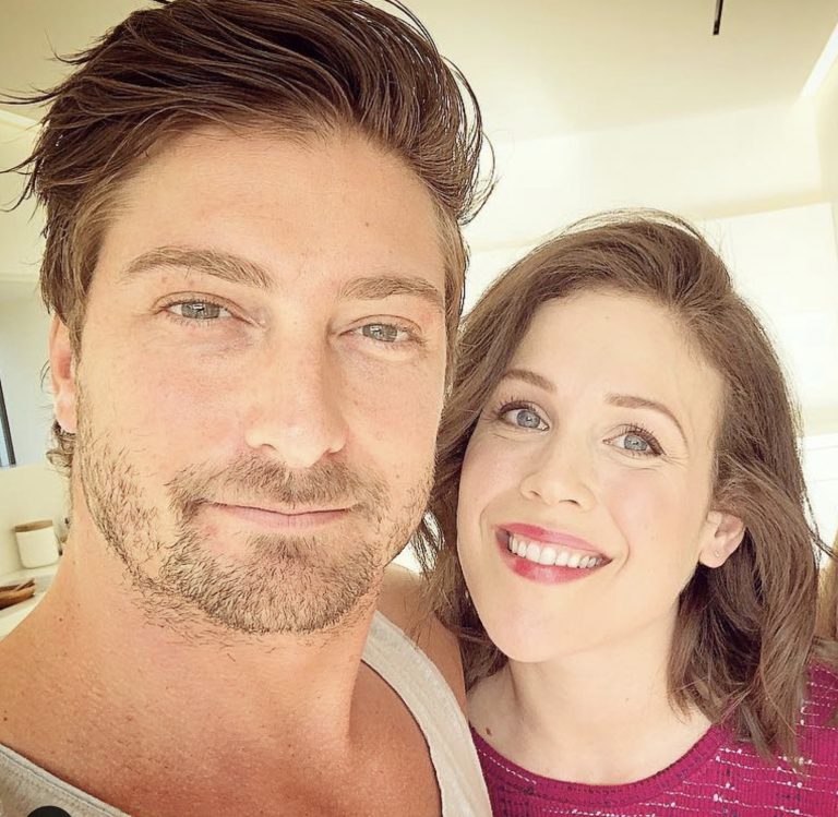 Daniel Lissing, Erin Krakow, When Calls The Heart-https://www.instagram.com/p/BnR55wCHrr8/