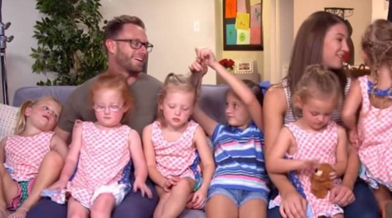 ‘OutDaughtered’ Fans Are Concerned–Random Stranger Kisses One Of The Busby Quints