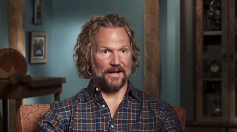 ‘Sister Wives’ Fans Slam Kody Brown For Filming Aurora’s Panic Attack