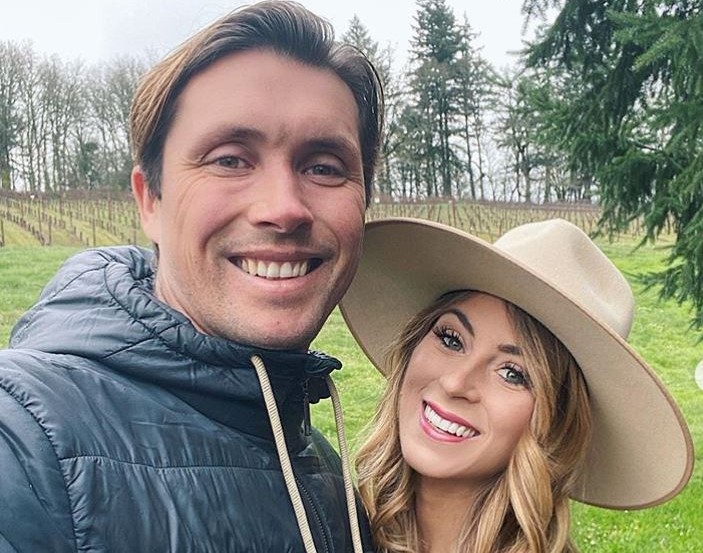 ‘Bachelor’ Alum Tenley Molzahn Leopold Announces First Pregnancy Amid Covid-19 Scare