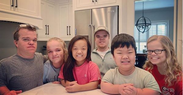 ‘7 Little Johnstons’ Track Trent’s Pain, Play ‘Little Greasers’ to Start Season 7