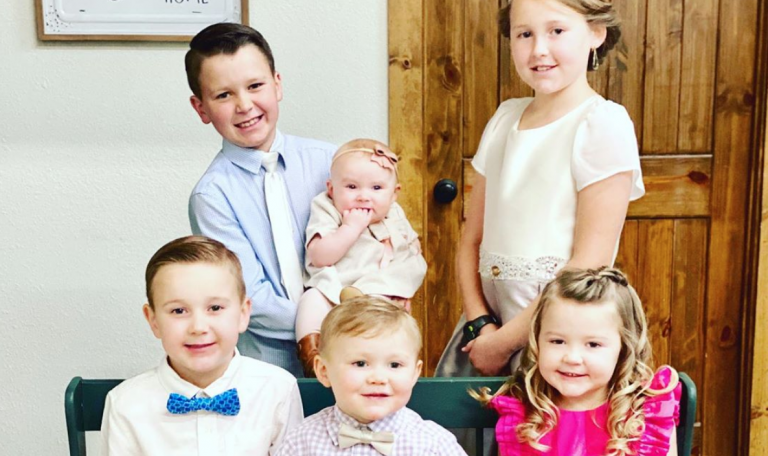 See The Duggar Family’s Easter Photos