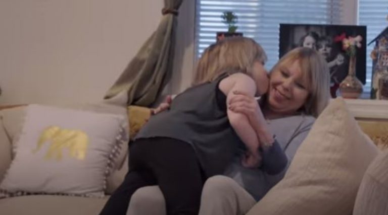 ‘sMothered’ Fans Bewildered By Marcia Who Licks Her Daughter Alena