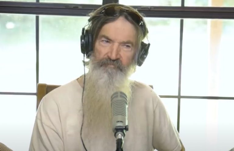 ‘Duck Dynasty’: Phil Robertson Discovers Daughter From Previous Affair