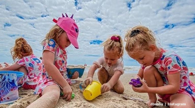 ‘OutDaughtered’: Spontaneous Beach Trip A Total Success For The Busby Family