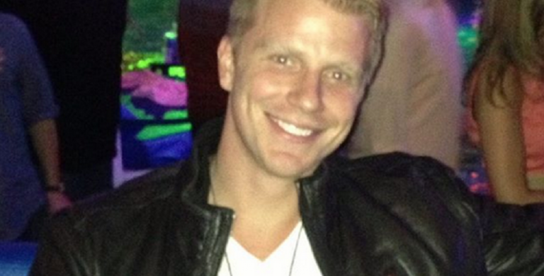 ‘Bachelor’ Alum Sean Lowe Gets Silly & ‘Roasts’ His Past Self