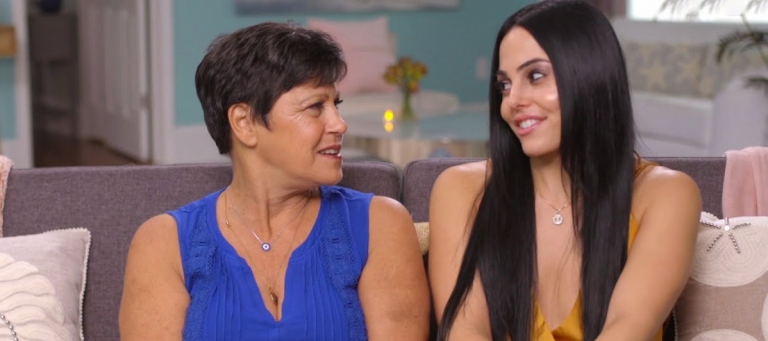 ‘sMothered’: Sarah Shares Bizarre Quality Time Pleasures With Mother Laurie