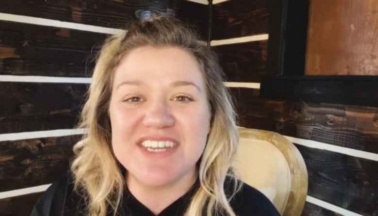 Kelly Clarkson Shares ‘Disgusting’ Video Of Racist Abuse, Urges Followers To ‘Keep Calling Hate Out’