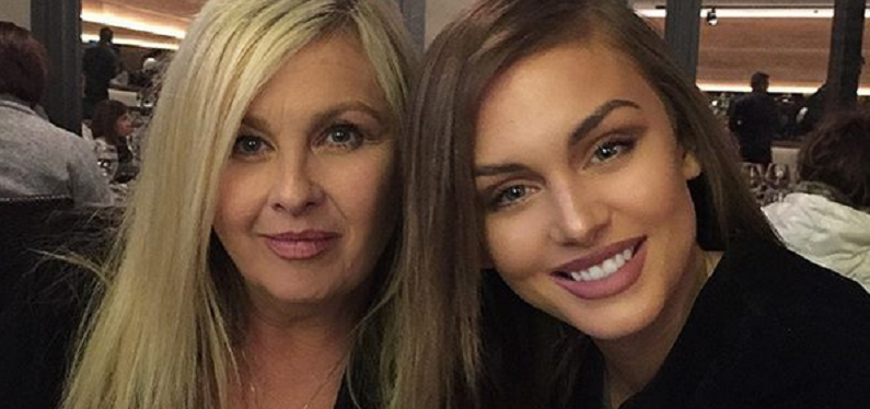 lala kent with her mom