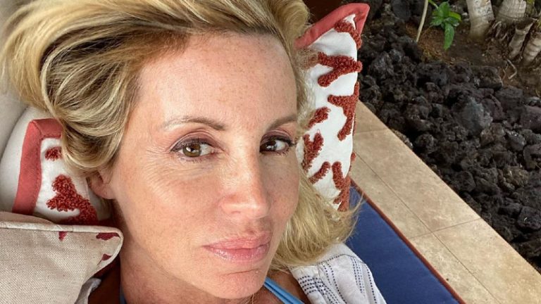 Camille Grammer Shades Lisa Rinna’s Wigs as “Wasted Airtime’