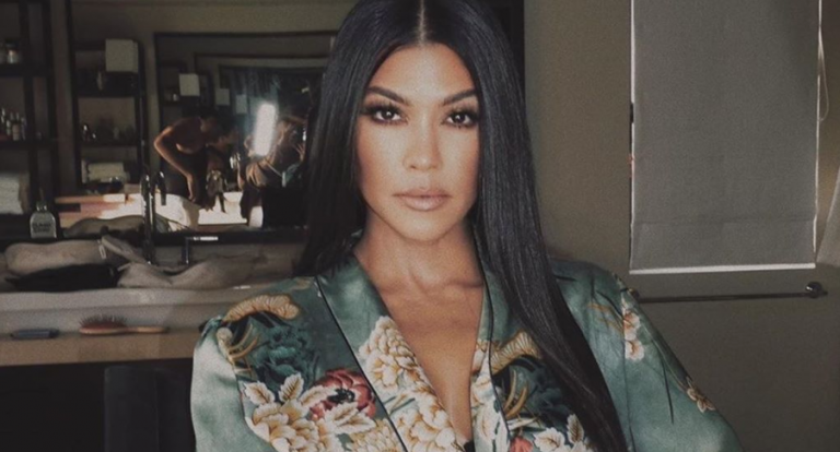 Kourtney Kardashian Puts On Leggy Display, Khloe Hypes Her Up