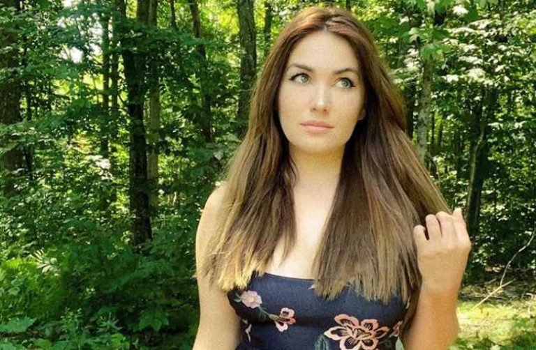 ’90 Day Fiance’ Alum Stephanie Matto Claps Back At Hate Over OnlyFans Page