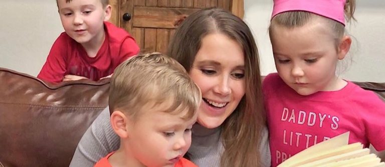 Pregnant With Baby #7? Anna Duggar Responds To Curious Fans