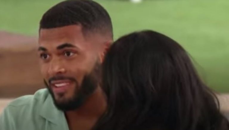 ‘Love Island’: Johnny’s Dad Reveals A ‘Game Plan,’ Fans Unimpressed