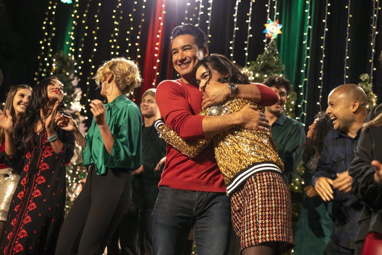 LIfetime’s ‘Feliz NaviDAD’ Stars Mario Lopez, In Christmas Romance