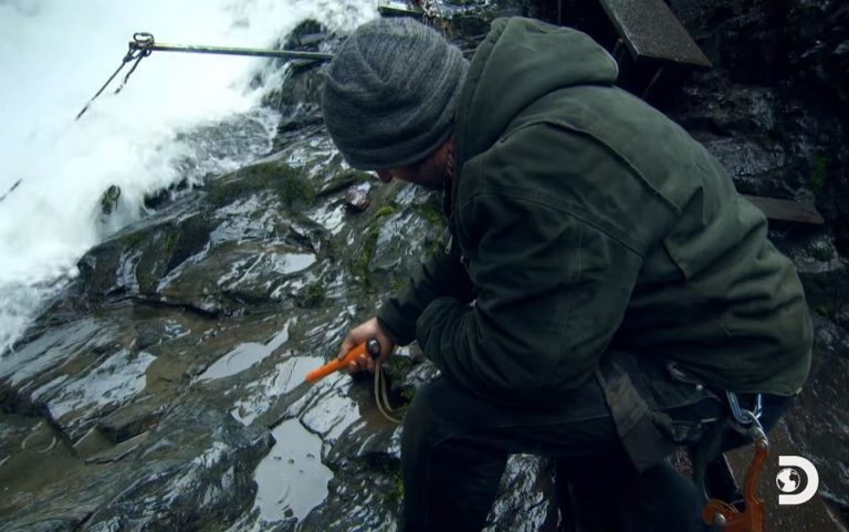 ‘Gold Rush: White Water’ Exclusive: Flood Gold and Huge Nuggets Have Dustin’s Team Pumped Up