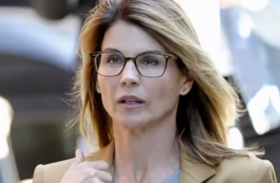 Lori Loughlin May Be Out Of Prison By Christmas