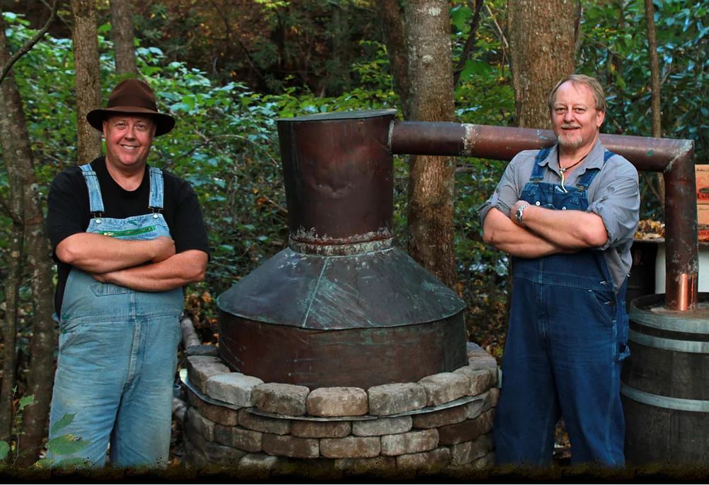 'Moonshiners' Exclusive It's Always Something As Mark And Digger