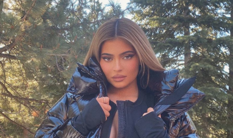 Kylie Jenner Shows Off Bust In Snowy New Photos