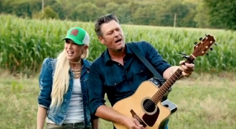 Who Does Blake Shelton Want To Perform At His Wedding?