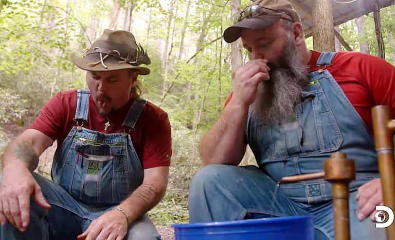 ‘Moonshiners’ Exclusive: Mike And Jerry Light Up 190 Proof Vapors