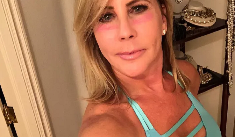 vicki gunvalson instagram selfie