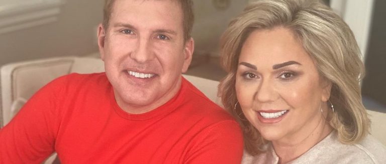 Todd & Julie Chrisley Ring In The New Year With An Applause