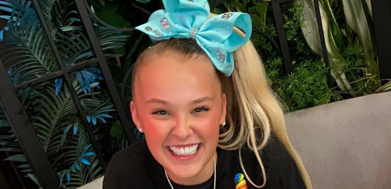 Did JoJo Siwa Just Come Out Of The Closet?