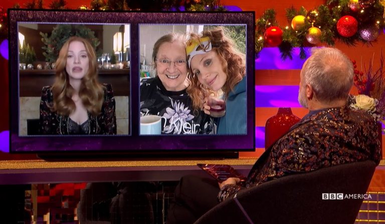 Jessica Chastain’s Planking Gran, Emily Blunt’s Failed Guinness Pour on NYE ‘Graham Norton Show,’ Previews