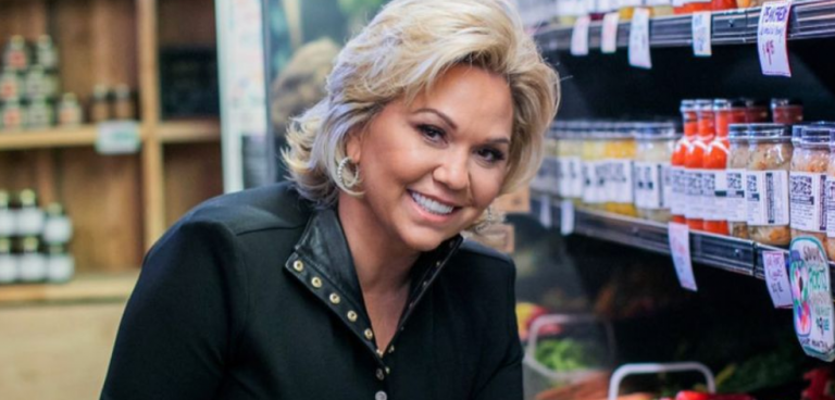 Julie Chrisley Weight Loss: Picture Of ‘Snatched’ Waist Has Fans Reeling 
