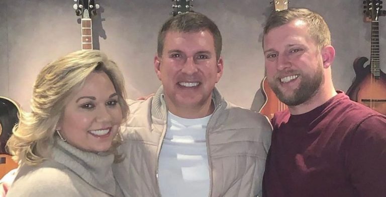 Kyle Chrisley Age, Net Worth, & Dating History: 2021 Update