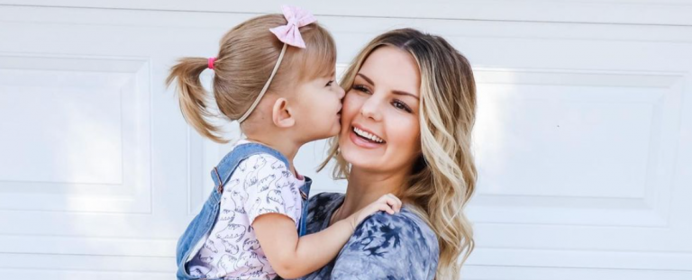 Alyssa Bates Shares Brilliant Idea For Her Kids’ Baby Pictures