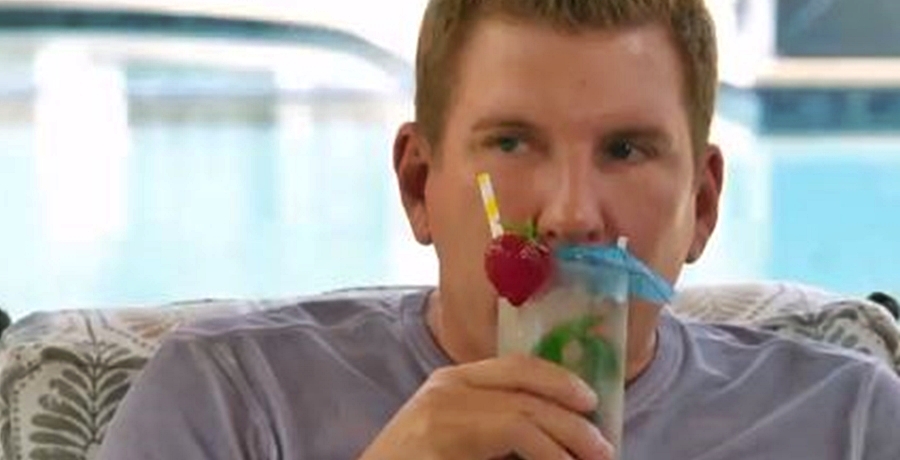 Chrisley Knows Best Todd Promotes non-alcoholic drinks