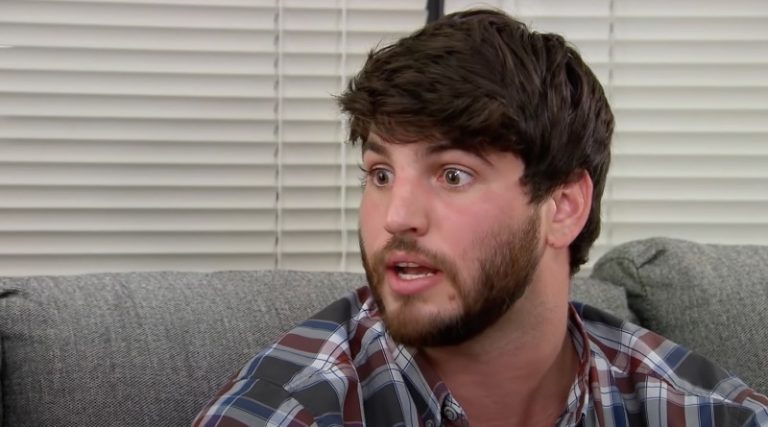‘Married at First Sight’: Find Out How Much Derek is Worth
