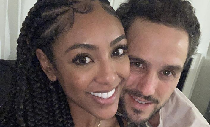 Zac Clark Details Tayshia Adams Relationship, It’s Not Exactly What Everyone Thinks